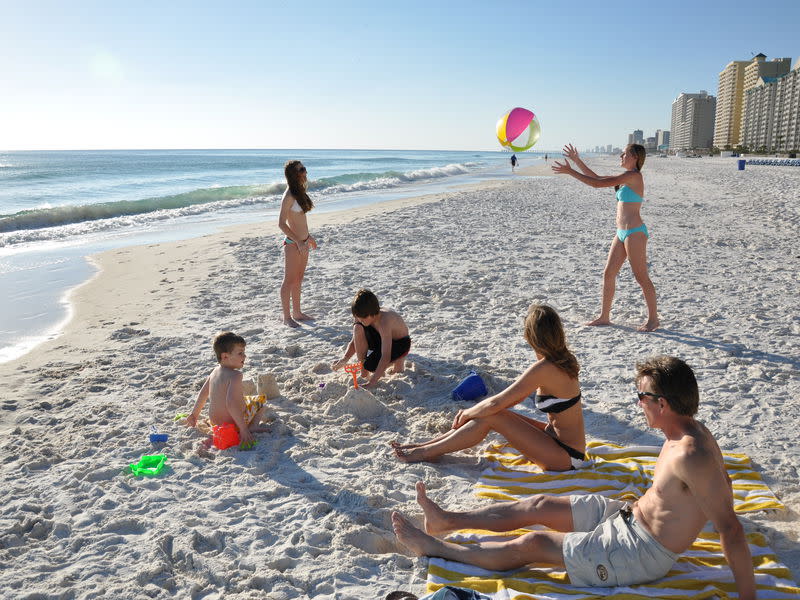 Laketown Wharf condo rentals